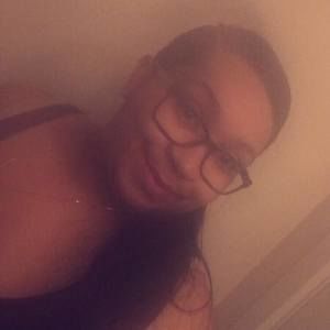 Meet your Posher, Juliza